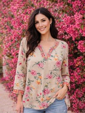 Belle by Kim Gravel Beige Floral Embroidered Boho Blouse Size Small